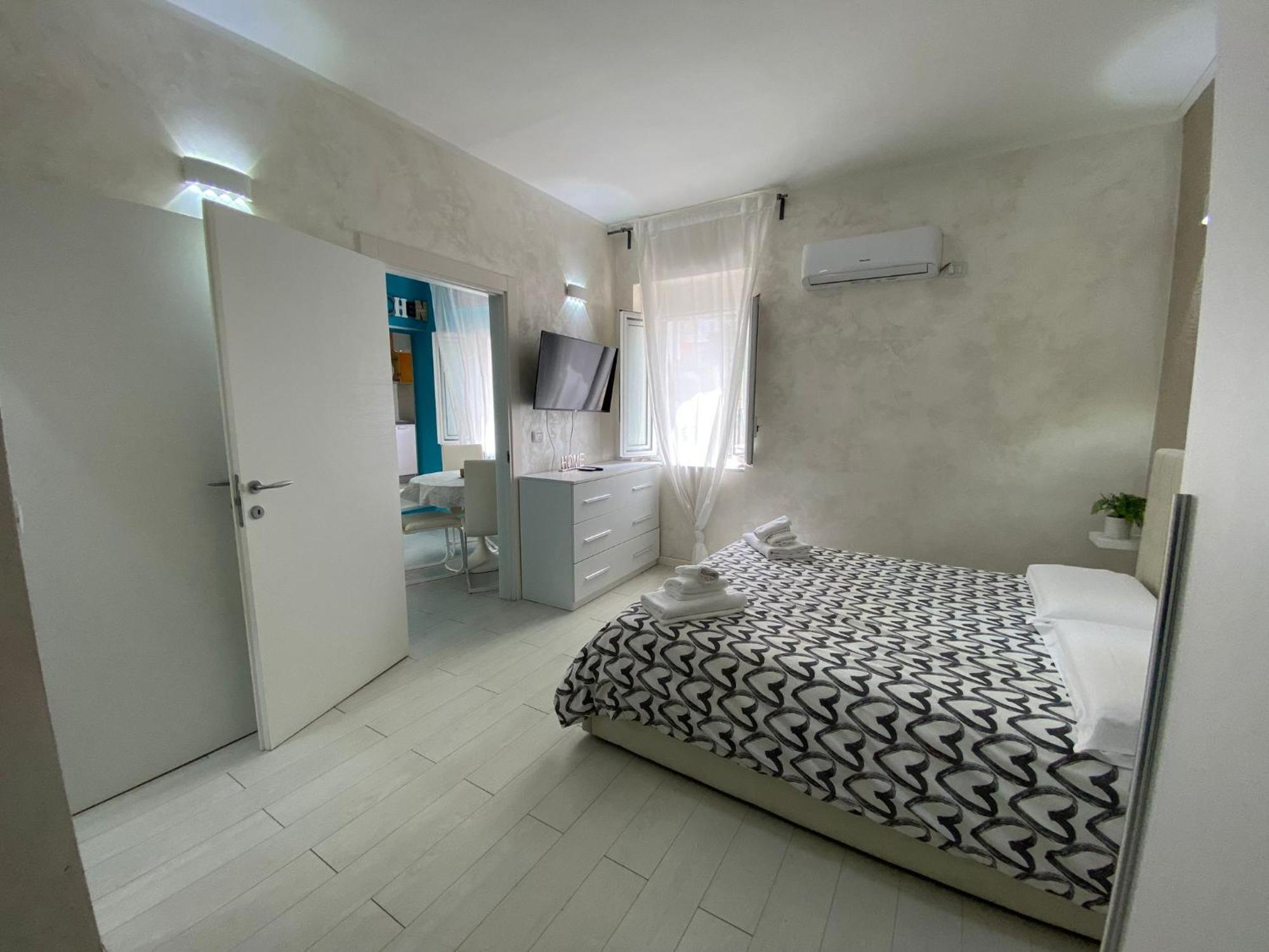Newhouse Dante Apartment Bari Exterior photo